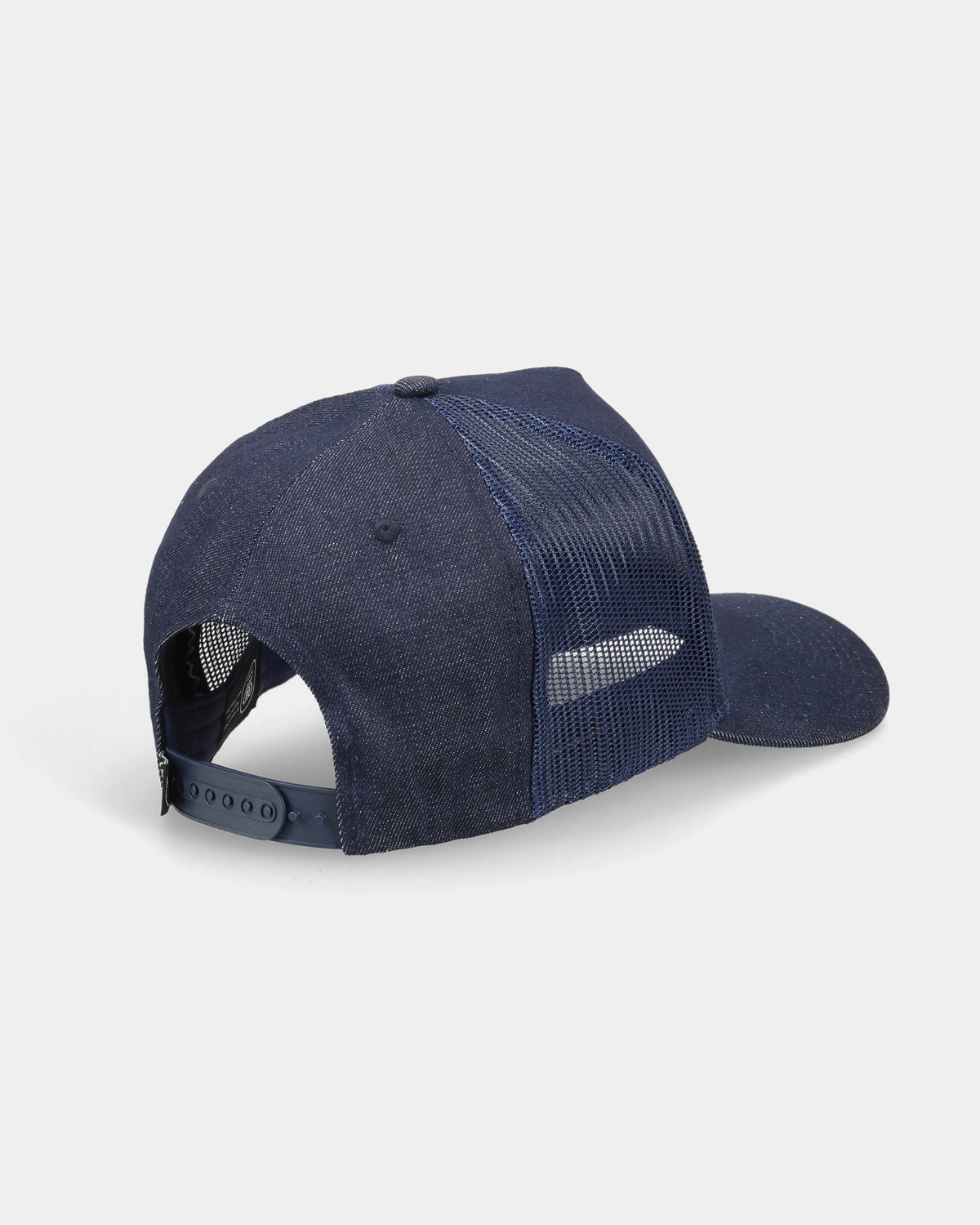 Casquette trucker en jean personnalisée
