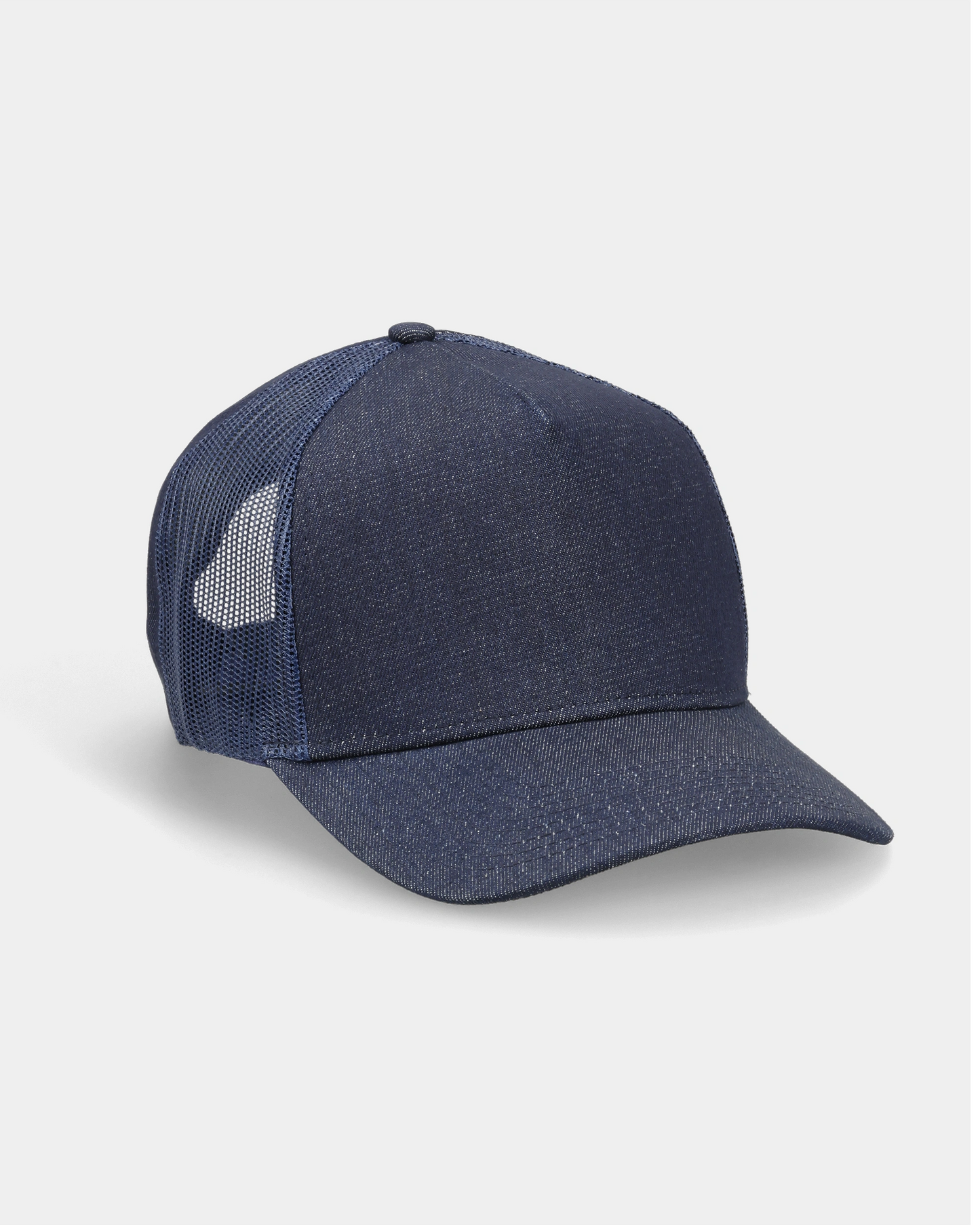Casquette trucker en jean personnalisée